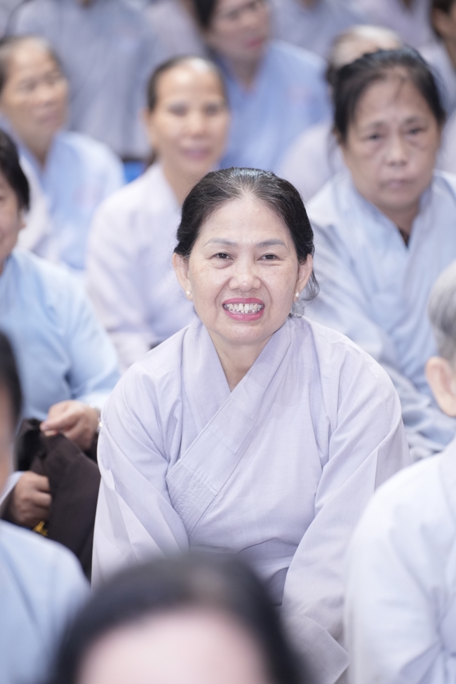 KHÓA TU NIỆM PHẬT MỘT NGÀY.