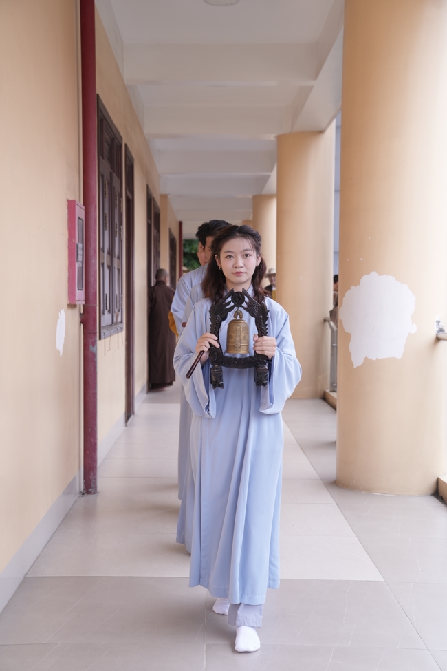 KHÓA TU NIỆM PHẬT MỘT NGÀY.