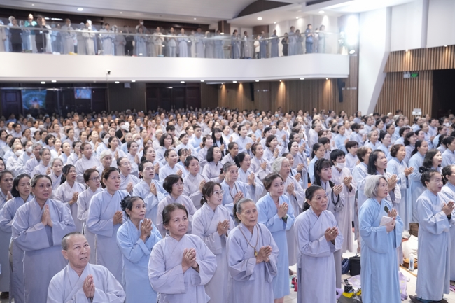 KHÓA TU NIỆM PHẬT MỘT NGÀY.