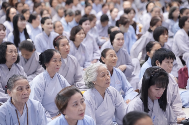 KHÓA TU NIỆM PHẬT MỘT NGÀY.