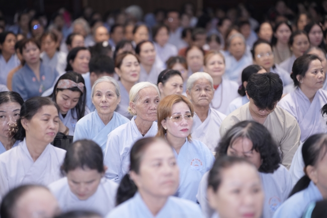 KHÓA TU NIỆM PHẬT MỘT NGÀY.