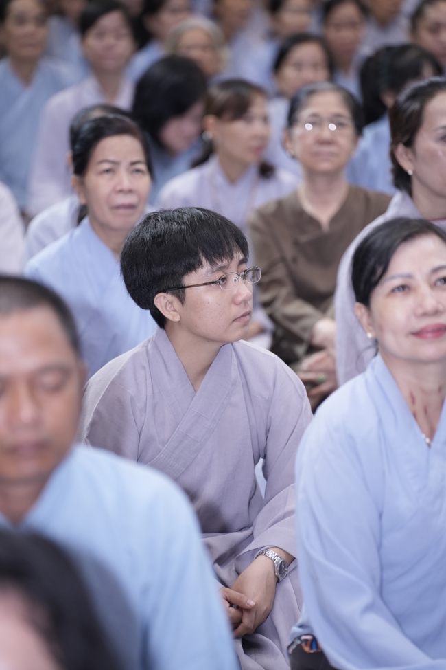 KHÓA TU NIỆM PHẬT MỘT NGÀY.