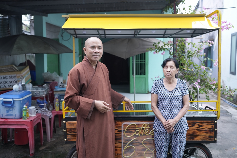 Chương trình từ thiện “Phương tiện nghĩa tình”.