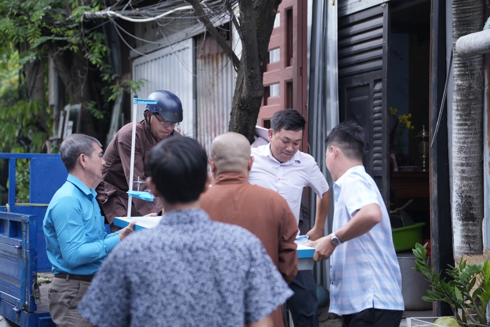 Chương trình từ thiện “Phương tiện nghĩa tình”.