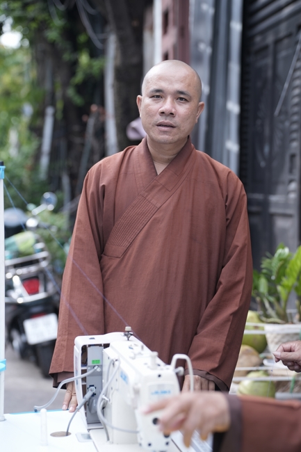 Chương trình từ thiện “Phương tiện nghĩa tình”.