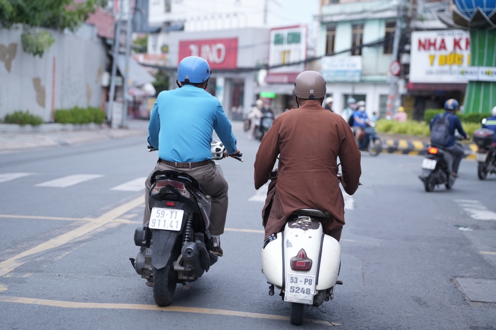 Chương trình từ thiện “Phương tiện nghĩa tình”.