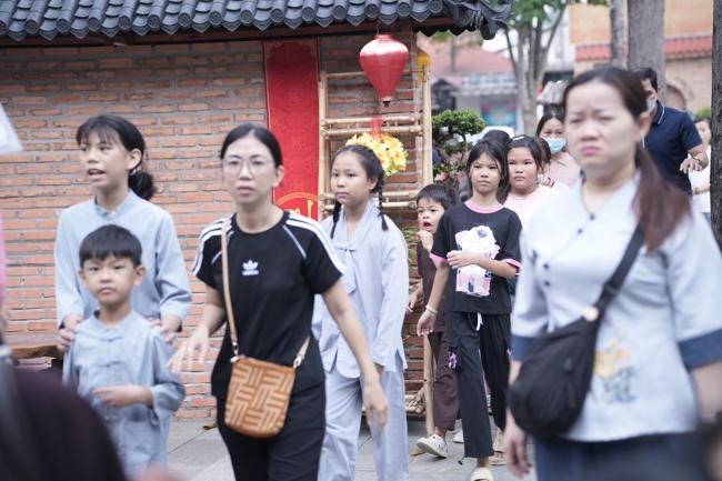 Khoá tu thiếu nhi “Em Về Bên Phật” Lần thứ 74.