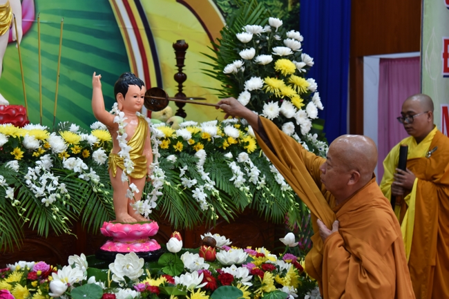 CHÙA ĐĂNG PHÁP (TP. ĐỒNG NAI): KÍNH MỪNG ĐẠI LỄ PHẬT ĐẢN PL.2570-DL.2026.