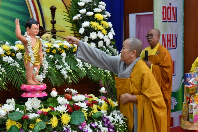 CHÙA ĐĂNG PHÁP (TP. ĐỒNG NAI): KÍNH MỪNG ĐẠI LỄ PHẬT ĐẢN PL.2570-DL.2026.