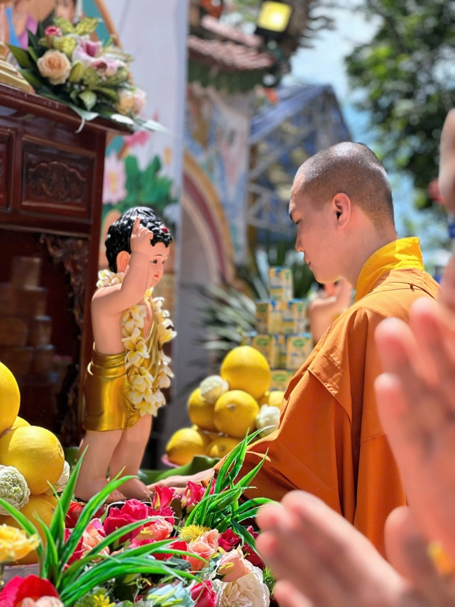 CHÙA ĐỐNG CAO (THANH HÓA): TỔ CHỨC CHƯƠNG TRÌNH ĐẠI LỄ PHẬT ĐẢN PL.2570-DL.2026.