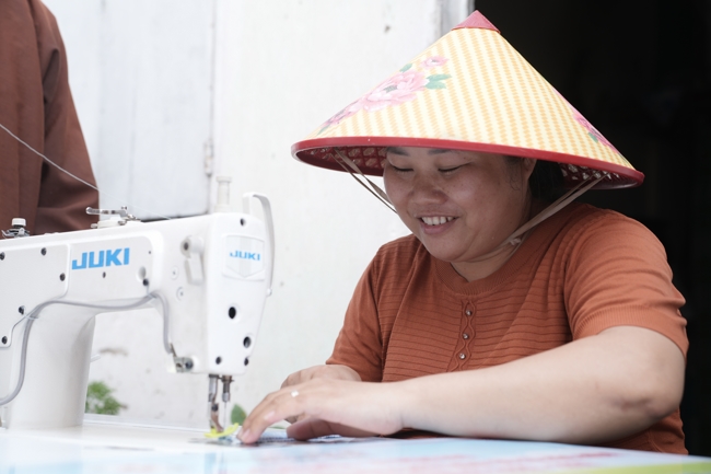 Chương trình từ thiện “Phương tiện nghĩa tình”.