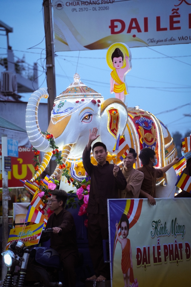 Parade with floats celebrating for the Buddha Birthday 2026