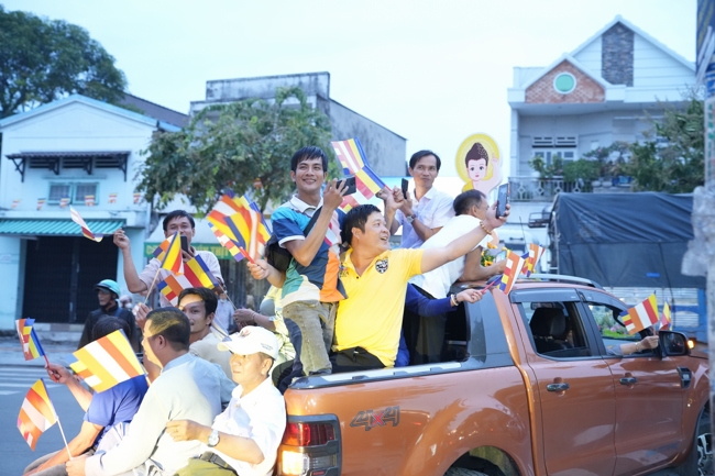 Parade with floats celebrating for the Buddha Birthday 2026