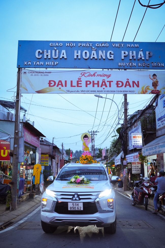 Parade with floats celebrating for the Buddha Birthday 2026
