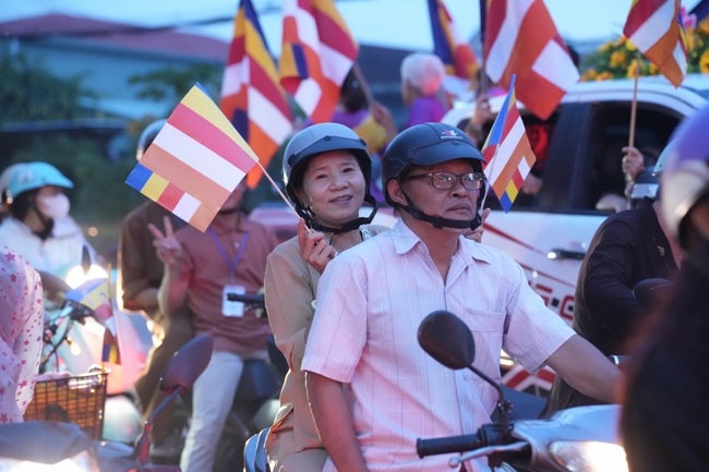 Parade with floats celebrating for the Buddha Birthday 2026
