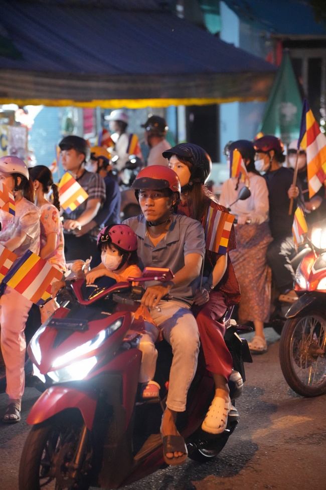 Parade with floats celebrating for the Buddha Birthday 2026