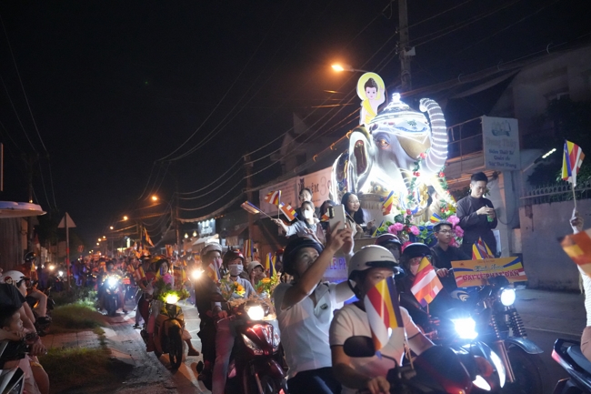 Parade with floats celebrating for the Buddha Birthday 2026