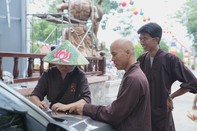 Parade with floats celebrating for the Buddha Birthday 2026