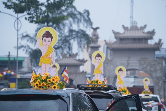 Parade with floats celebrating for the Buddha Birthday 2026
