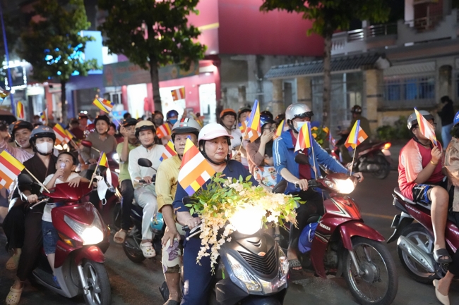 Parade with floats celebrating for the Buddha Birthday 2026