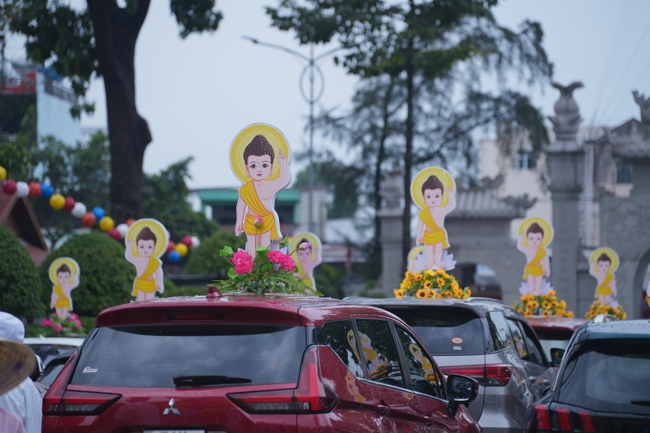 Parade with floats celebrating for the Buddha Birthday 2026