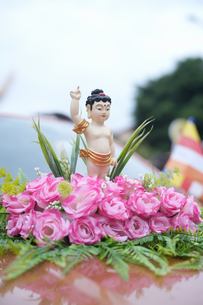 Parade with floats celebrating for the Buddha Birthday 2026
