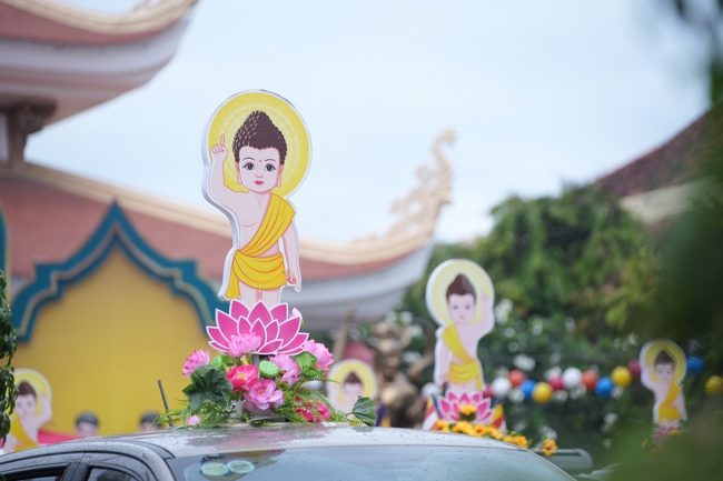 Parade with floats celebrating for the Buddha Birthday 2026