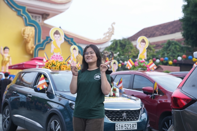 Parade with floats celebrating for the Buddha Birthday 2026