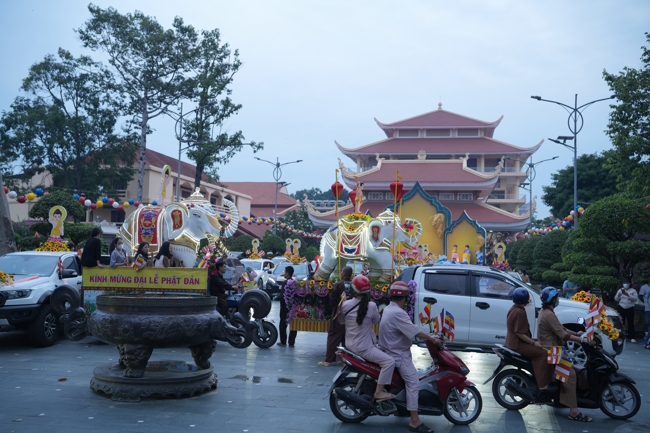 Parade with floats celebrating for the Buddha Birthday 2026