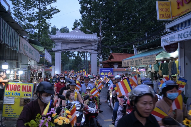 Parade with floats celebrating for the Buddha Birthday 2026