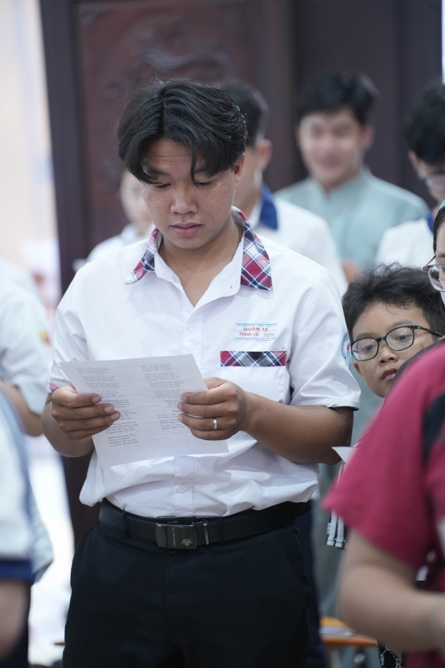 Lễ cầu nguyện mùa thi năm học 2026 | Chùa Hoằng Pháp.