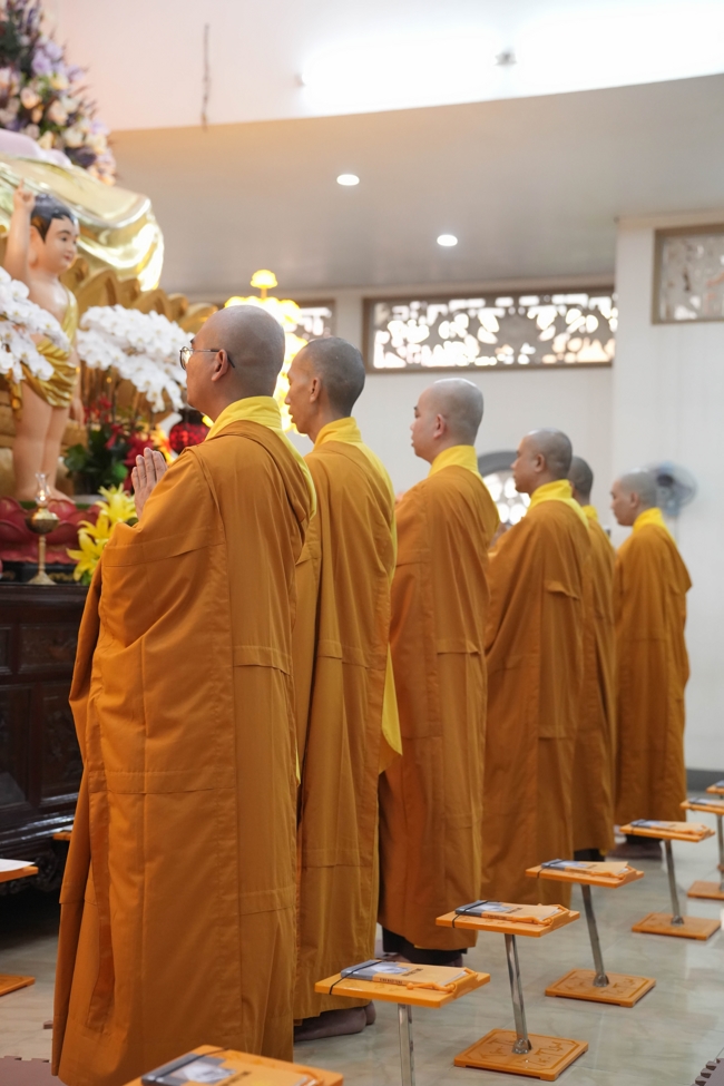 Lễ cầu nguyện mùa thi năm học 2026 | Chùa Hoằng Pháp.