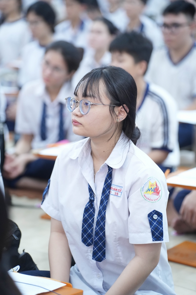 Lễ cầu nguyện mùa thi năm học 2026 | Chùa Hoằng Pháp.