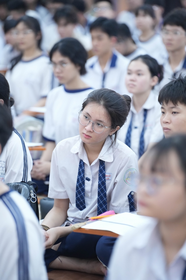 Lễ cầu nguyện mùa thi năm học 2026 | Chùa Hoằng Pháp.