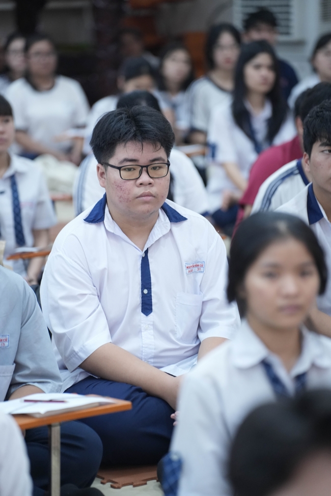 Lễ cầu nguyện mùa thi năm học 2026 | Chùa Hoằng Pháp.