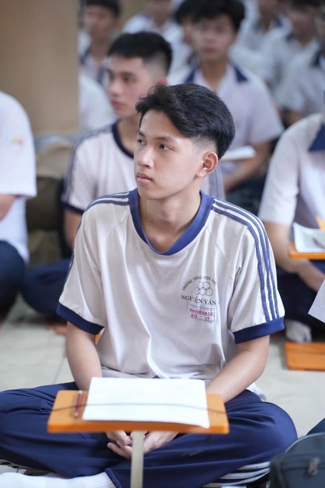 Lễ cầu nguyện mùa thi năm học 2026 | Chùa Hoằng Pháp.