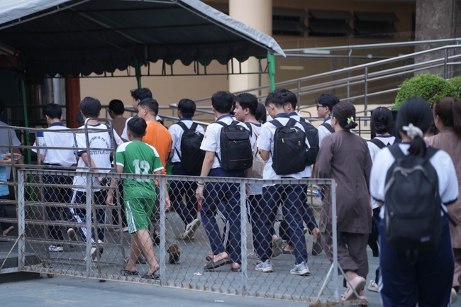 Lễ cầu nguyện mùa thi năm học 2026 | Chùa Hoằng Pháp.