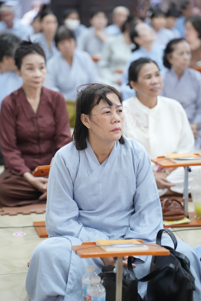 LỄ SÁM HỐI - CHÙA HOẰNG PHÁP.
