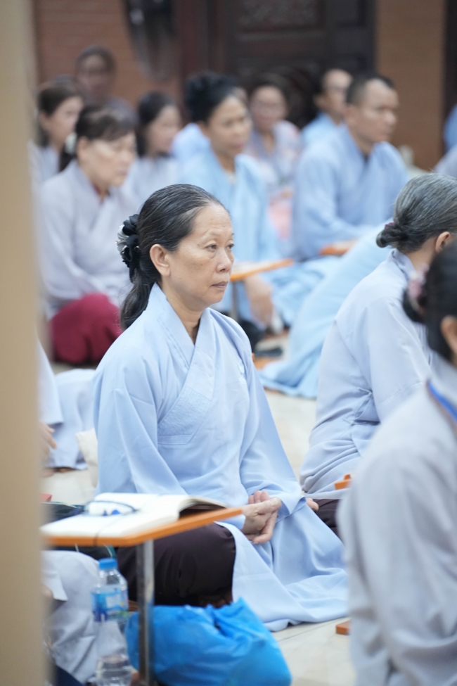 LỄ SÁM HỐI - CHÙA HOẰNG PHÁP.