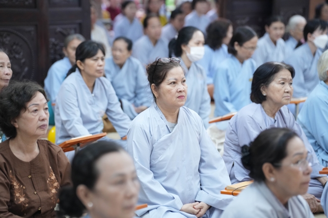 LỄ SÁM HỐI - CHÙA HOẰNG PHÁP.