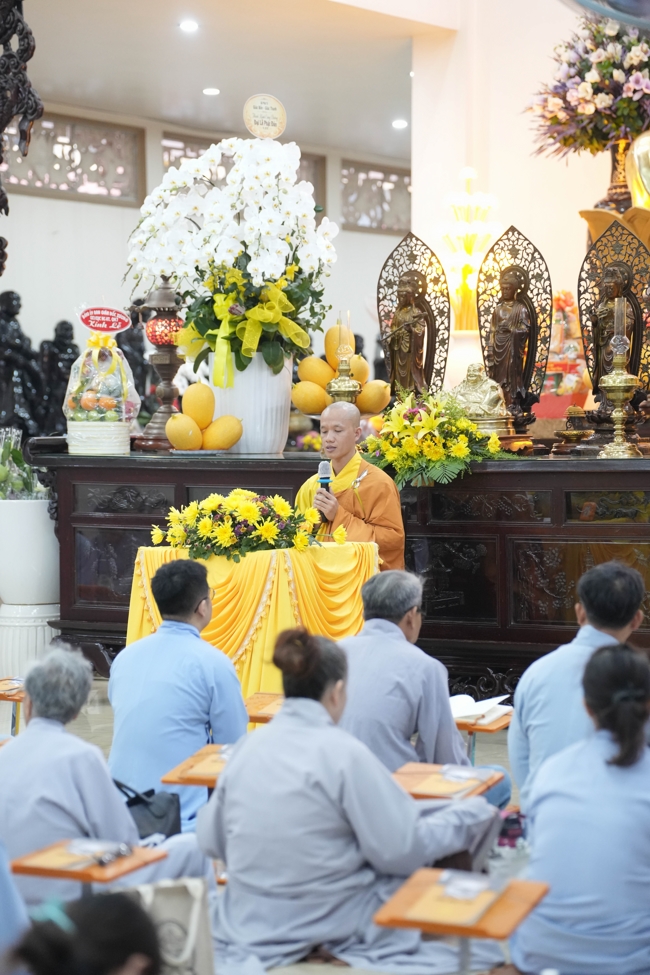 LỄ SÁM HỐI - CHÙA HOẰNG PHÁP.