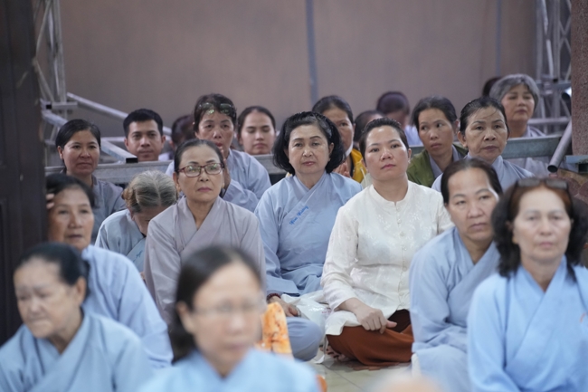 LỄ SÁM HỐI - CHÙA HOẰNG PHÁP.