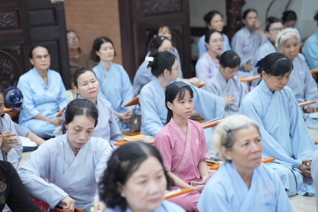 LỄ SÁM HỐI - CHÙA HOẰNG PHÁP.