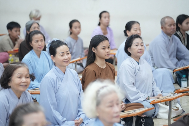 LỄ SÁM HỐI - CHÙA HOẰNG PHÁP.