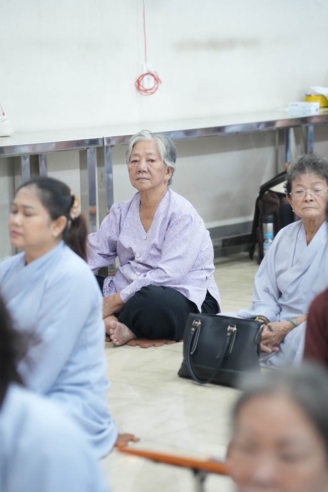 LỄ SÁM HỐI - CHÙA HOẰNG PHÁP.