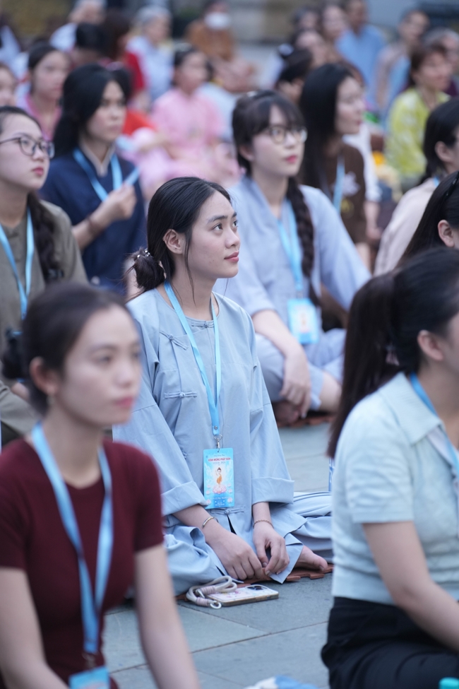 LỄ SÁM HỐI - CHÙA HOẰNG PHÁP.