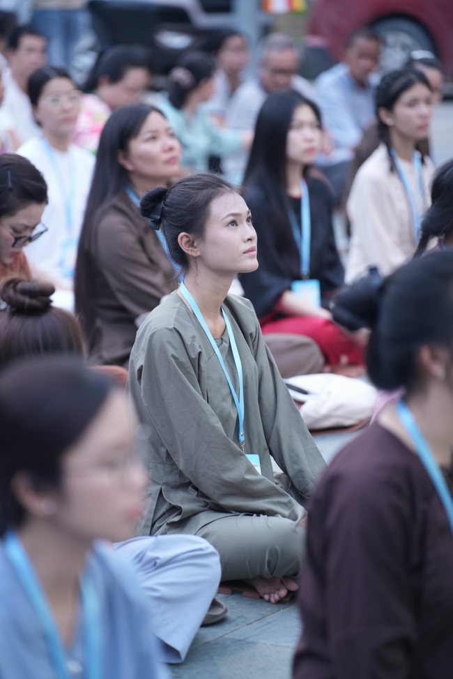 LỄ SÁM HỐI - CHÙA HOẰNG PHÁP.