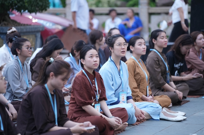LỄ SÁM HỐI - CHÙA HOẰNG PHÁP.