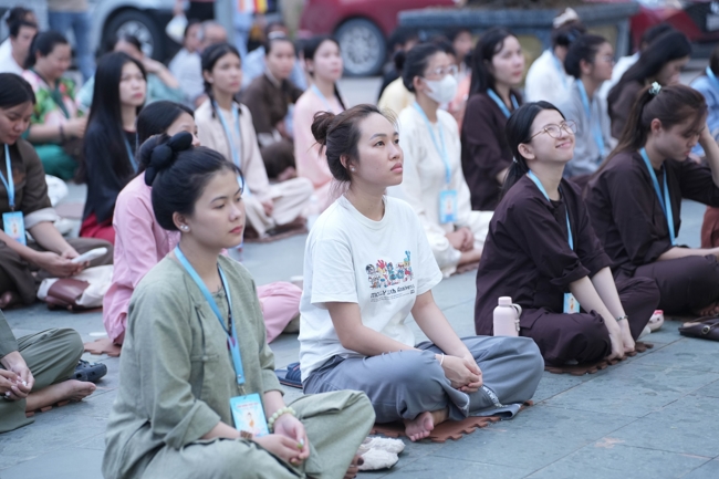 LỄ SÁM HỐI - CHÙA HOẰNG PHÁP.