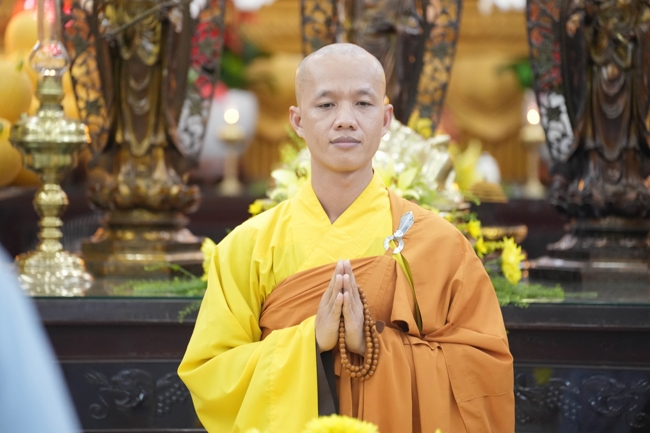 LỄ SÁM HỐI - CHÙA HOẰNG PHÁP.